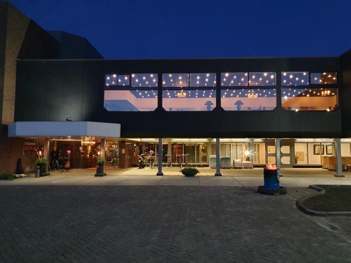 Hotel2Heerenveen Esterno foto